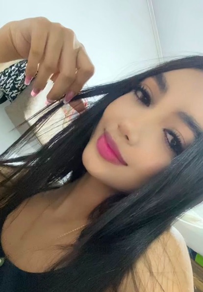 Adult woman from Bogotá online to chat